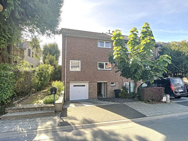 Bergstraat 12